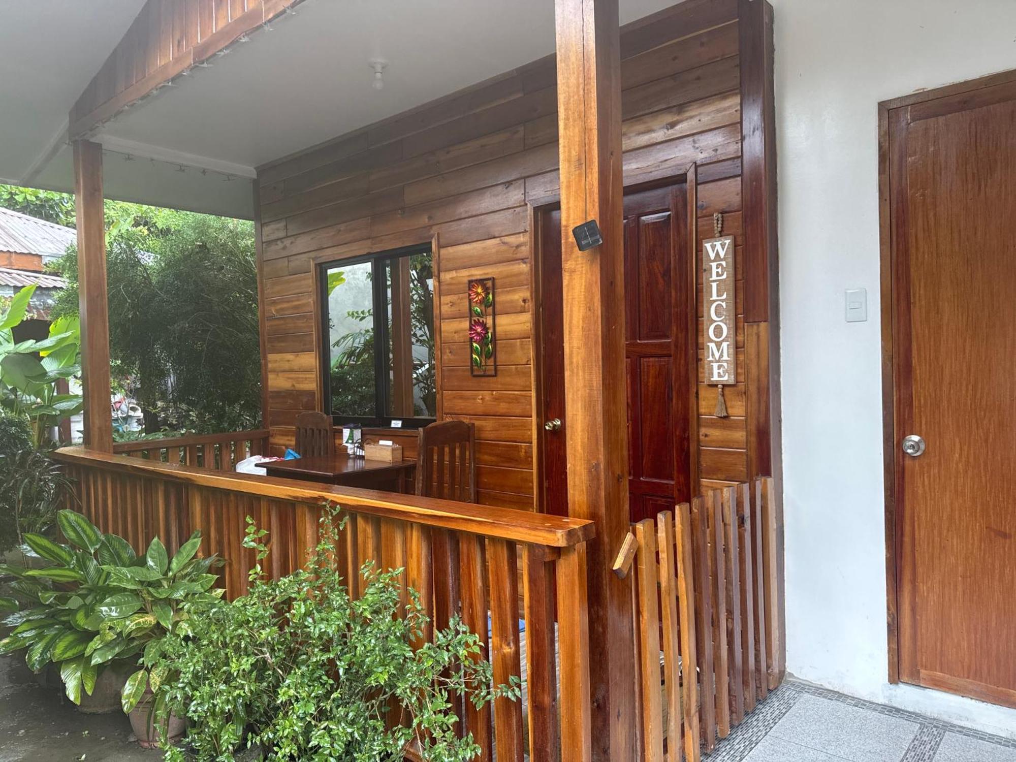 Theresa'S Pension House San Vicente  Exterior foto